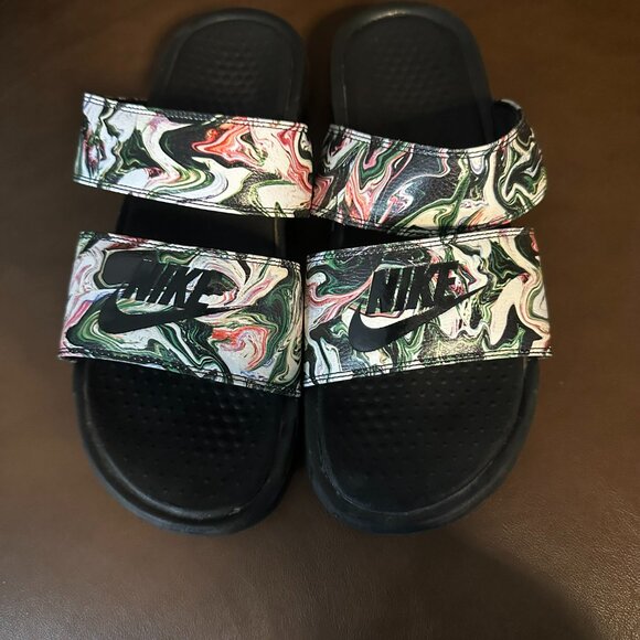 Nike Women's Benassi Duo Ultra Slide Sandals - Picture 2 of 8